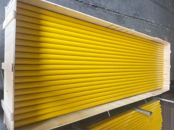 Pack grating ball joint stanchions in a wooden box